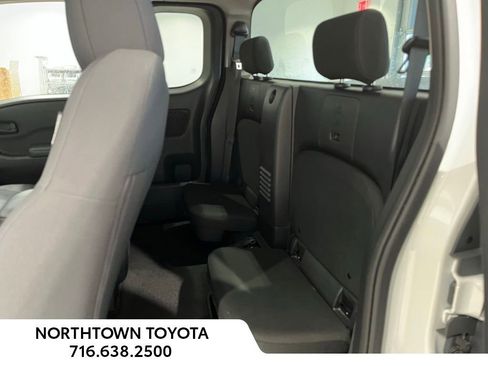 Used 2023 Nissan Frontier S w/ Technology Package image 19