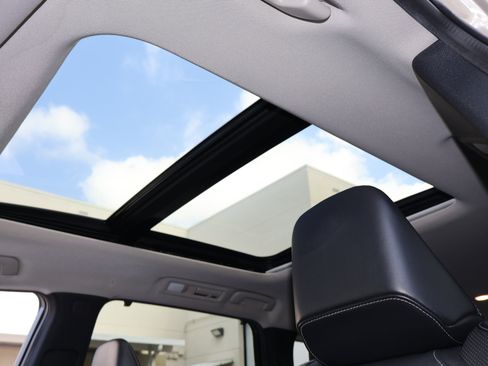 Certified 2022 INFINITI QX60 Luxe w/ Cargo Package image 5