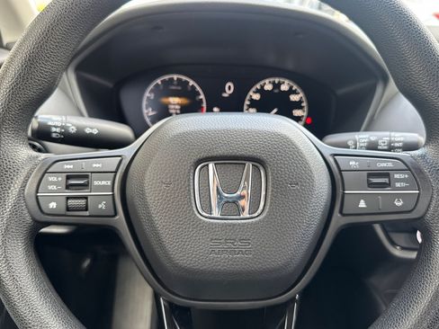 Used 2024 Honda HR-V LX image 11
