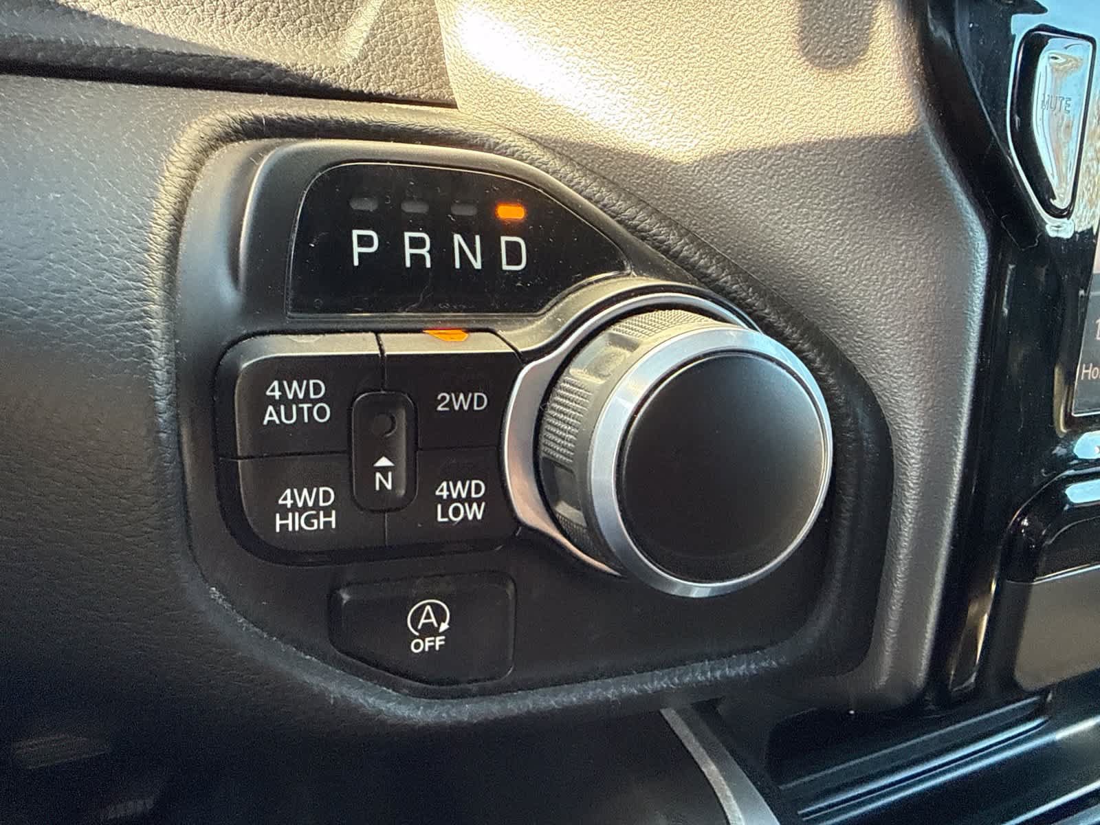 Used 2023 RAM 1500 Big Horn AWD/4WD image 27