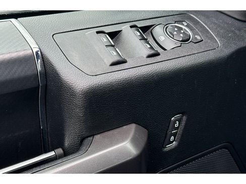 Used 2020 Ford F150 XLT w/ Equipment Group 302A Luxury image 12