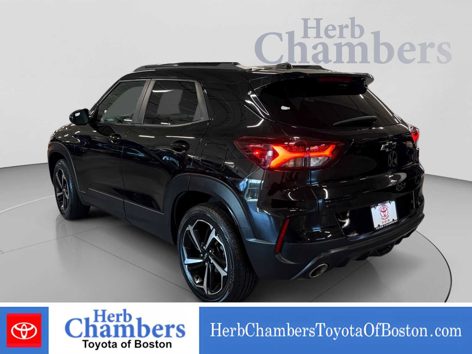 Used 2022 Chevrolet TrailBlazer RS AWD/4WD image 3
