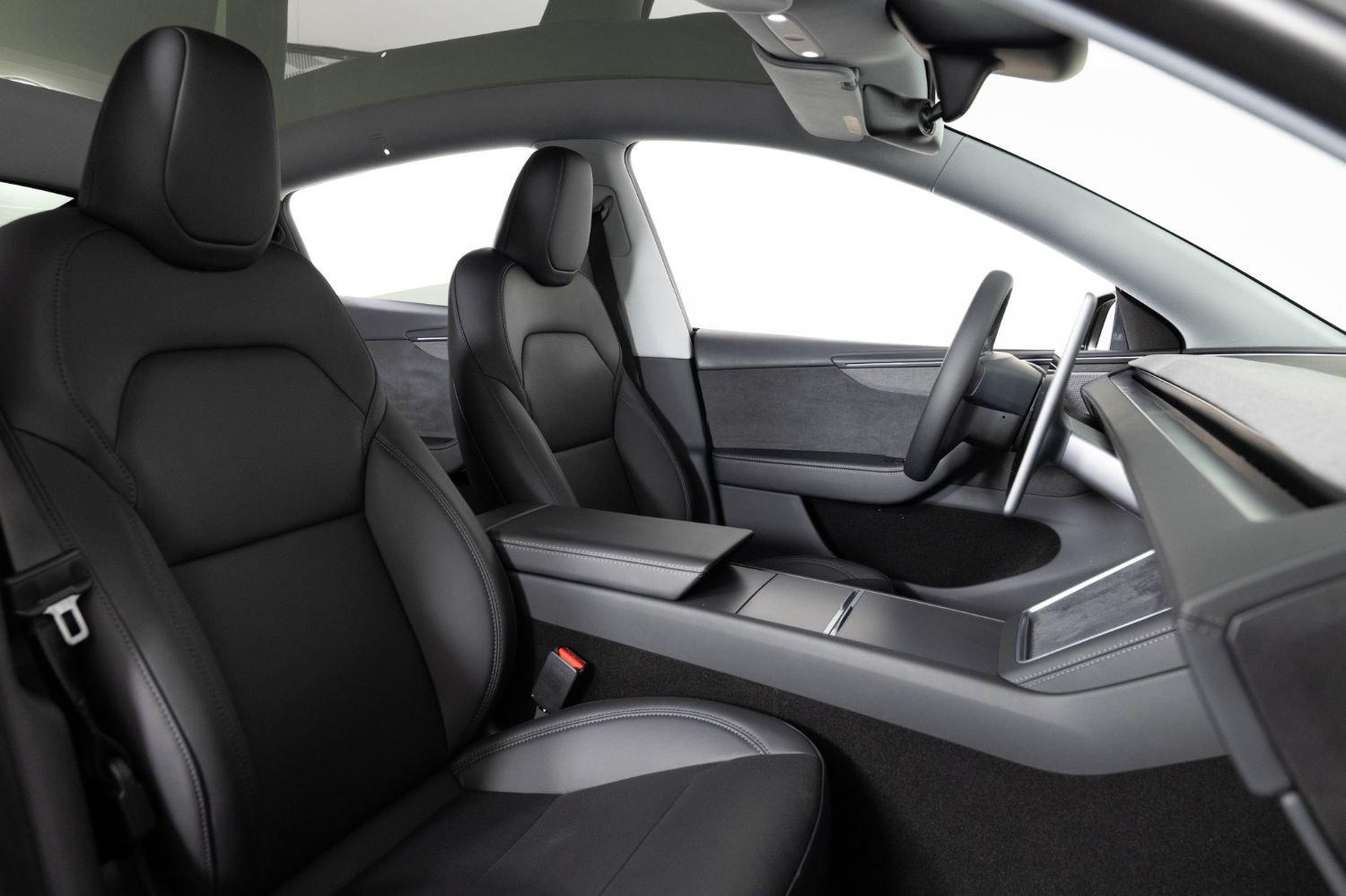 Used 2026 Tesla Model Y Long Range RWD image 27