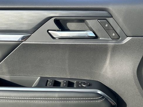 New 2026 GMC Acadia Elevation AWD/4WD image 23