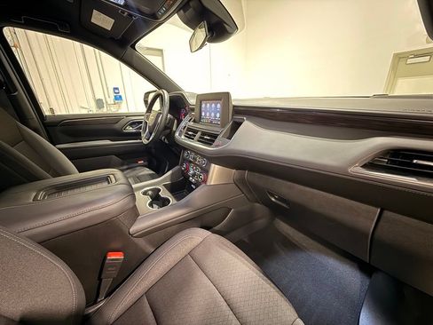 Used 2024 Chevrolet Tahoe LS RWD image 29