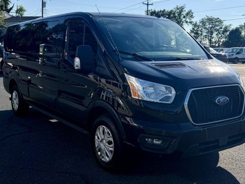 Used 2021 Ford Transit 350 XLT RWD image 4