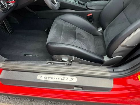 Used 2016 Porsche 911 Carrera GTS RWD image 37
