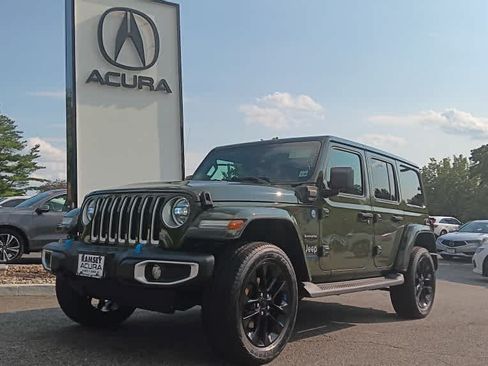 Used 2023 Jeep Wrangler Unlimited Sahara w/ Cold Weather Group AWD/4WD image 1