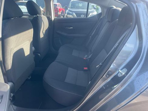 Used 2020 Nissan Sentra SV FWD image 8