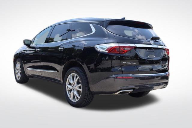 Used 2023 Buick Enclave Essence w/ Experience Buick Package FWD image 16