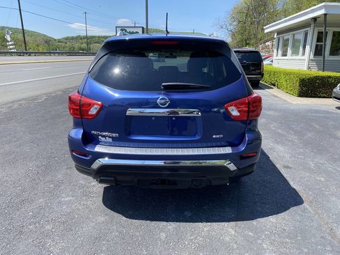 Used 2017 Nissan Pathfinder S AWD/4WD image 8