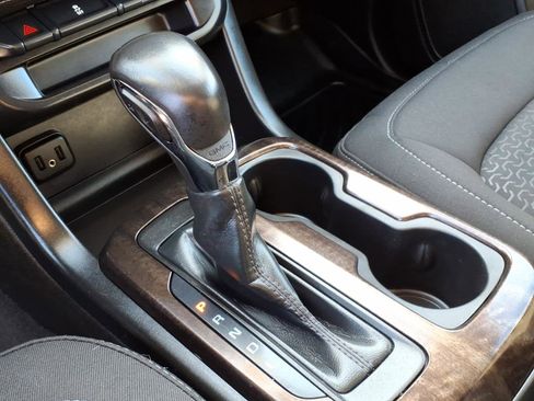 Used 2022 GMC Canyon Elevation image 20