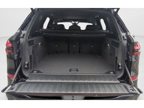 New 2026 BMW X5 xDrive40i w/ Executive Package AWD/4WD image 9