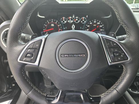 Used 2016 Chevrolet Camaro LT RWD image 23