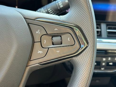 Certified 2026 Chevrolet Trax LT image 22