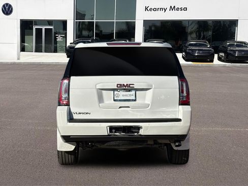 Used 2017 GMC Yukon SLT w/ Premium Edition image 5