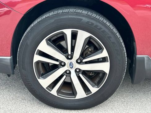 Used 2018 Subaru Outback 3.6R Limited AWD/4WD image 54