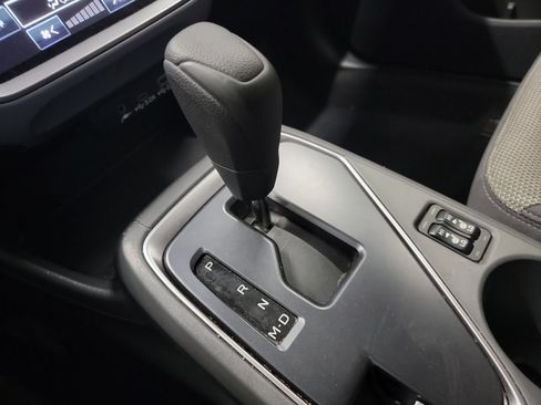 Used 2024 Subaru Crosstrek 2.0i Premium AWD/4WD image 27