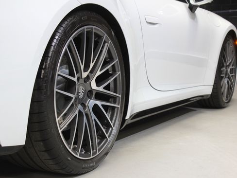 Used 2022 Porsche 911 Carrera S image 37