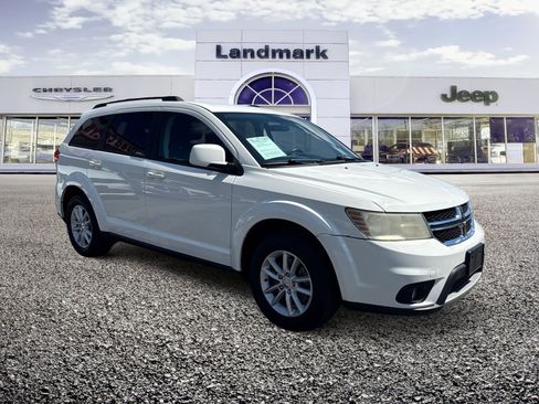 Used 2015 Dodge Journey SXT w/ Flexible Seating Group FWD image 1
