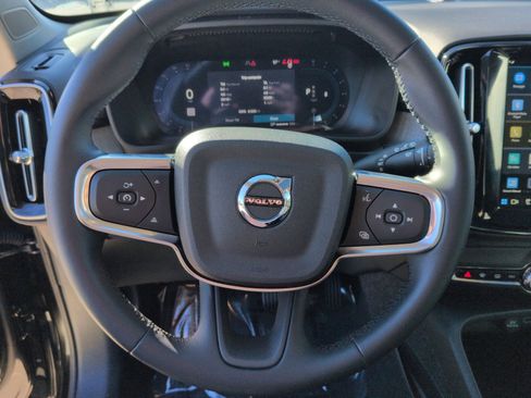 New 2025 Volvo XC40 B5 Plus w/ Protection Package Premier image 16