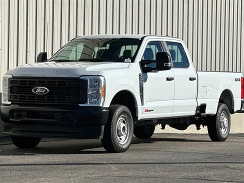 Used 2024 Ford F350 XL image 9
