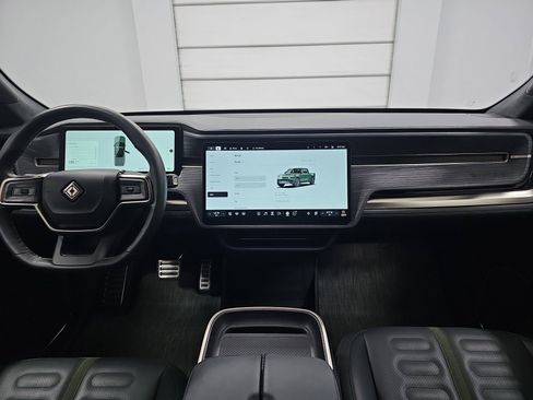 Used 2024 Rivian R1T Adventure AWD/4WD image 25