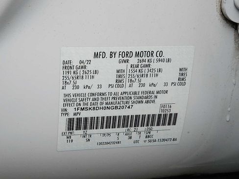 Used 2022 Ford Explorer XLT w/ Equipment Group 202A image 26