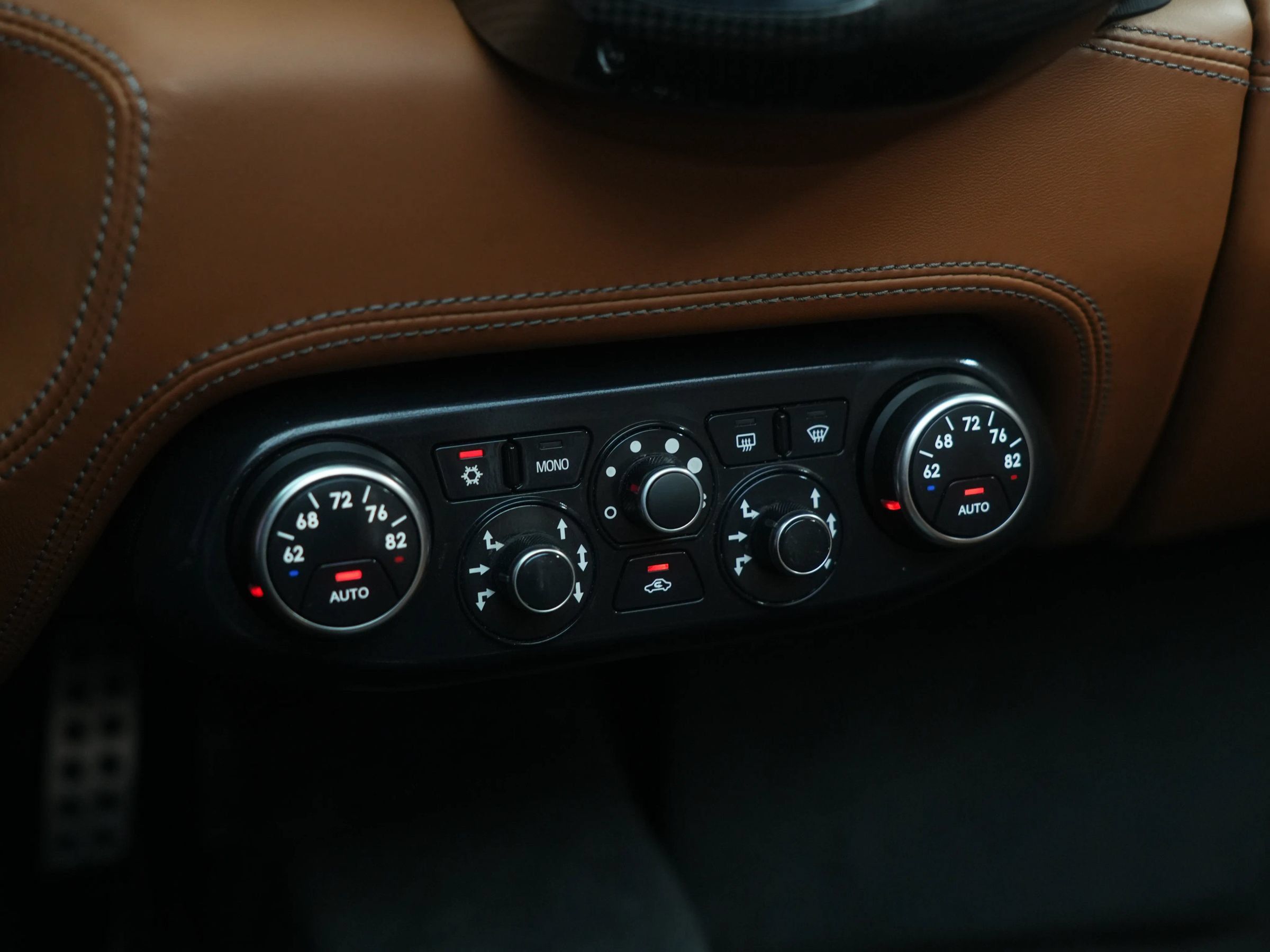 Used 2015 Ferrari 458 Spider RWD image 21