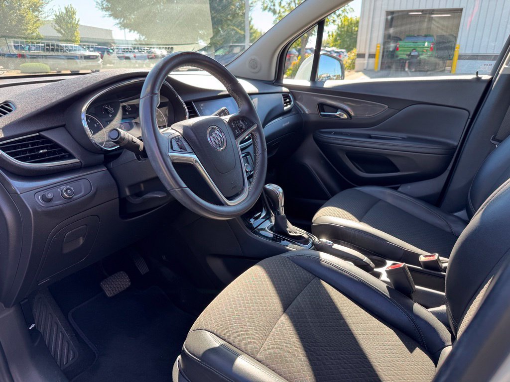 Used 2020 Buick Encore Preferred FWD image 14
