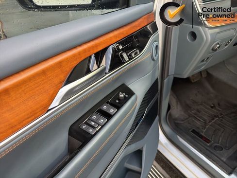 Certified 2022 Jeep Grand Wagoneer Series II w/ Premium Group II AWD/4WD image 61