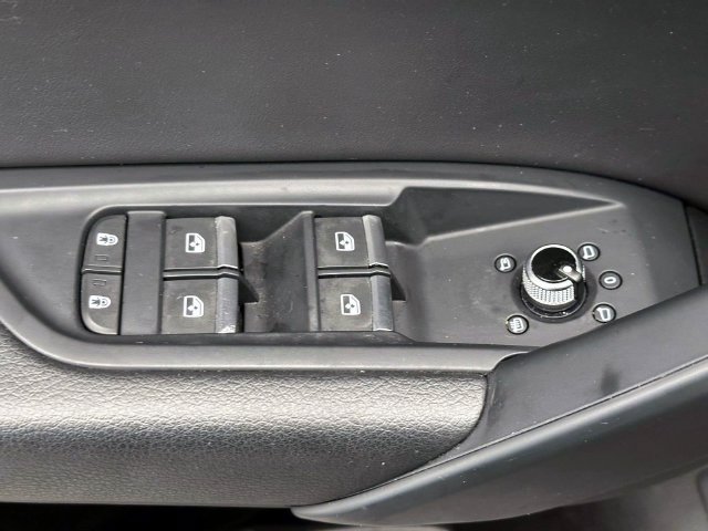 Used 2023 Audi Q5 Premium Plus AWD/4WD image 19