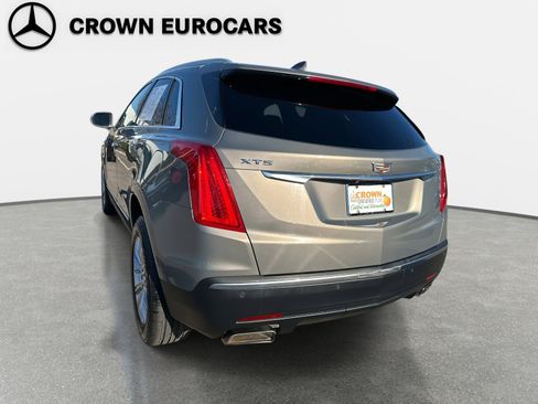 Used 2017 Cadillac XT5 FWD image 10