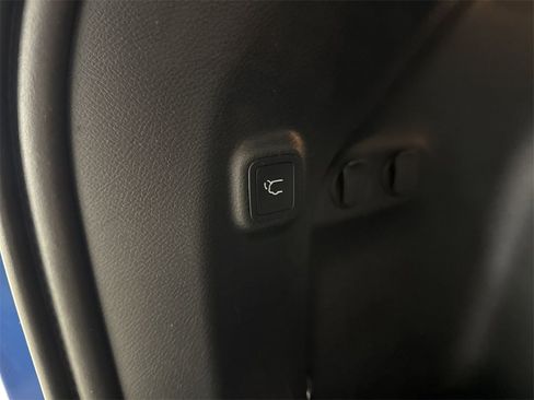 Used 2020 Jeep Cherokee Altitude image 28