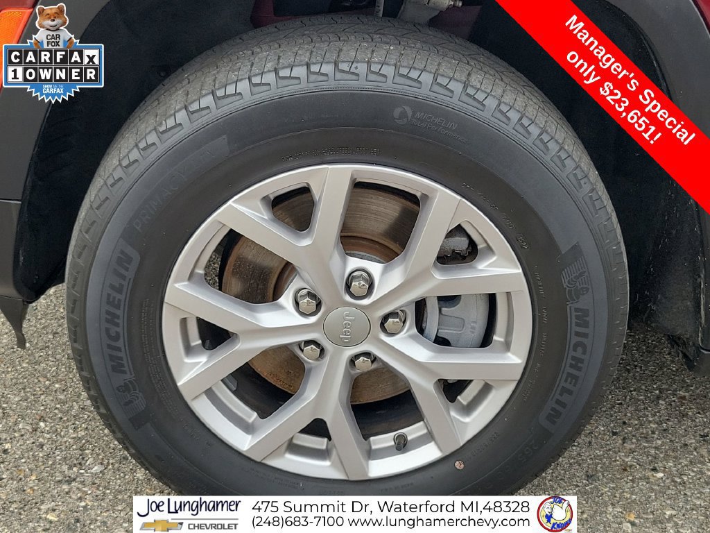 Used 2022 Jeep Grand Cherokee L Limited AWD/4WD image 35
