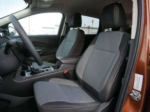 Certified 2017 Ford Escape SE w/ Equipment Group 201A AWD/4WD image 11