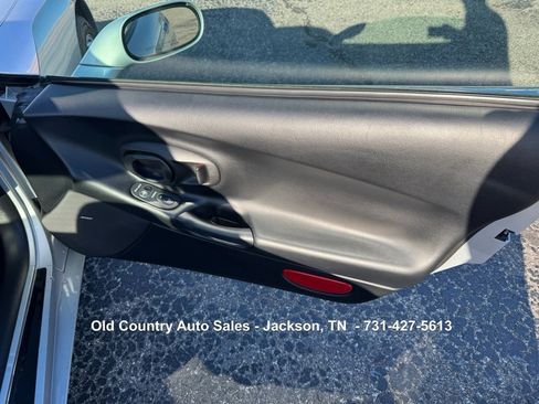 Used 2000 Chevrolet Corvette Convertible w/ Memory Pkg image 15