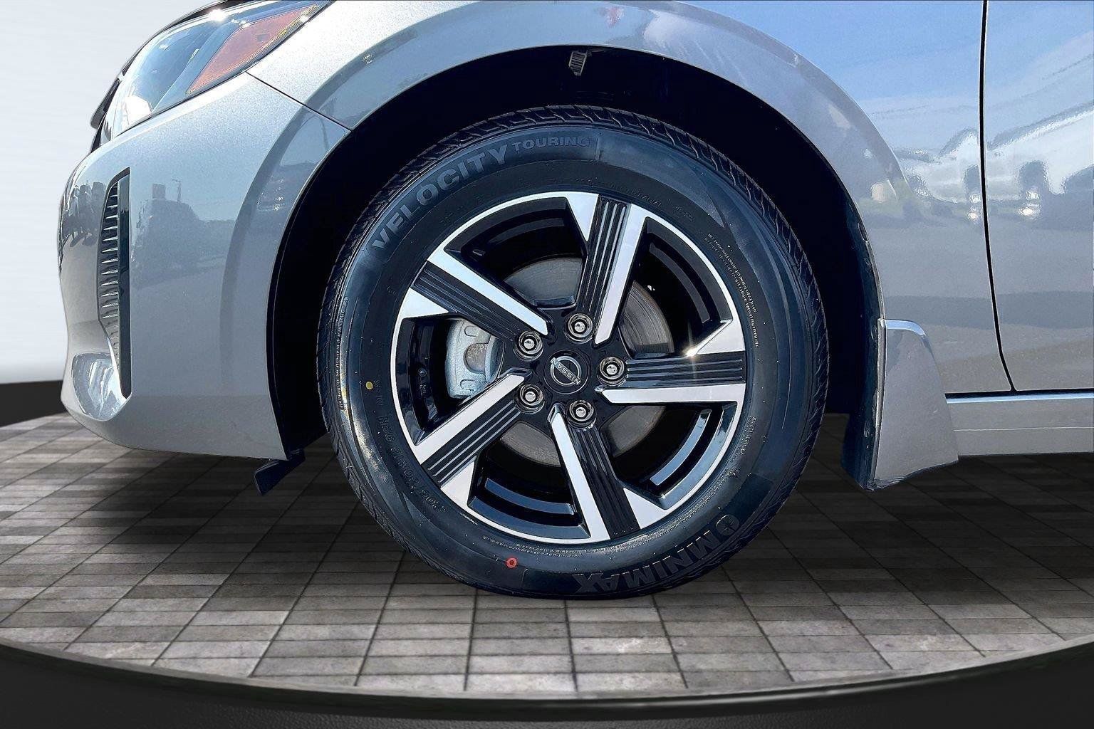 Certified 2025 Nissan Sentra SV FWD image 10