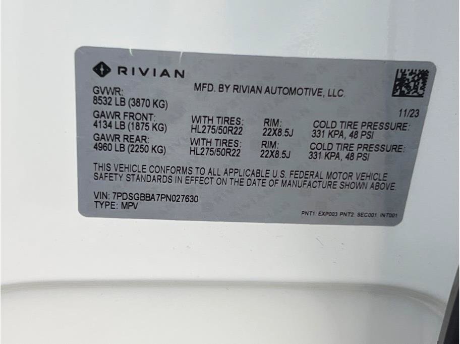Used 2023 Rivian R1S Adventure Dual AWD/4WD image 21
