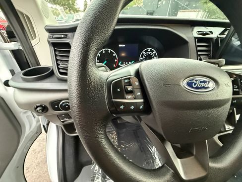 Used 2024 Ford Transit 350 XLT RWD image 19