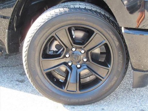 Used 2023 RAM 1500 Big Horn image 8