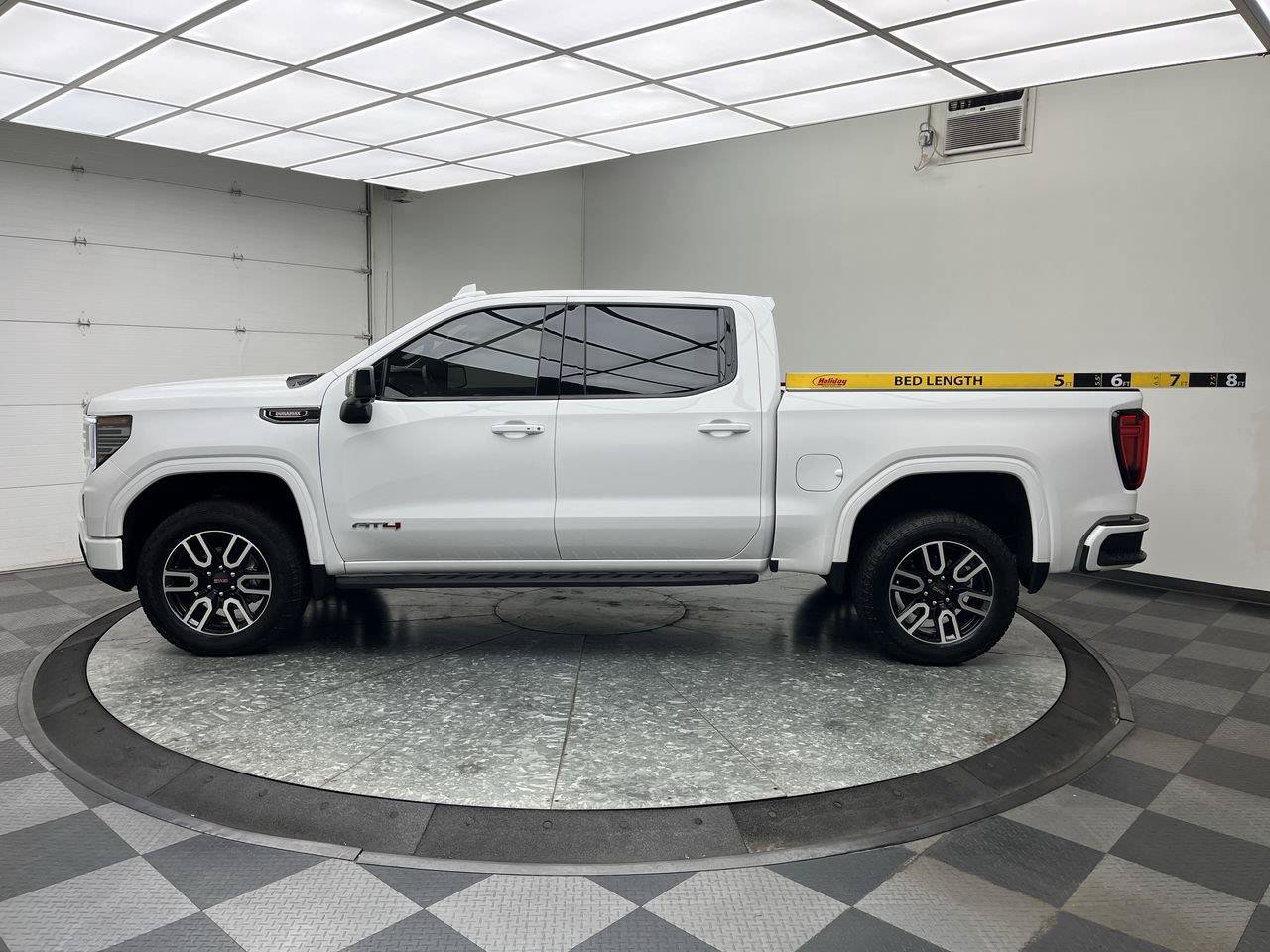 Certified 2025 GMC Sierra 1500 AT4 w/ Technology Package AWD/4WD image 8