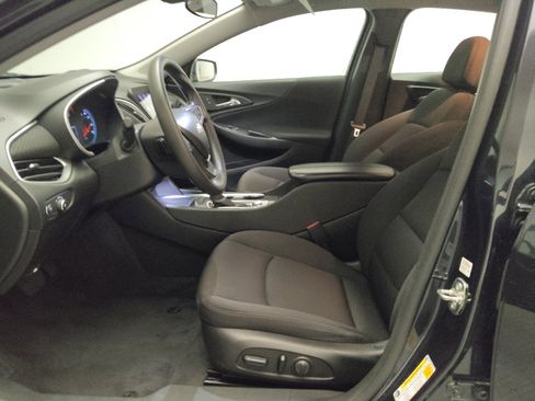 Used 2023 Chevrolet Malibu LT FWD image 17