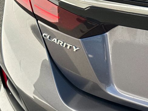 Certified 2018 Honda Clarity Touring image 21