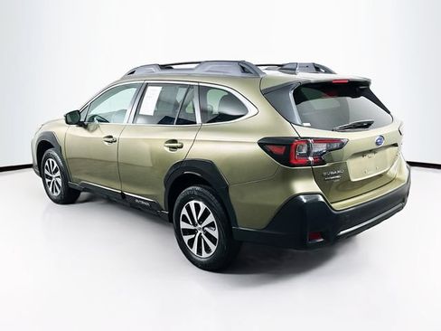 Certified 2024 Subaru Outback Premium AWD/4WD image 7
