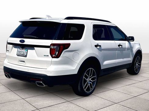 Used 2016 Ford Explorer Sport w/ Equipment Group 401A AWD/4WD image 15