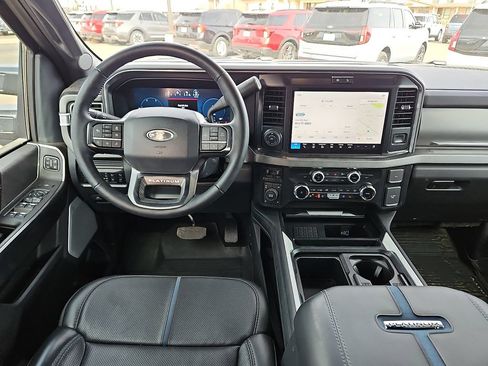 Used 2025 Ford F350 Platinum AWD/4WD image 10