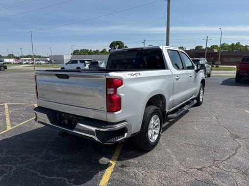 Used 2021 Chevrolet Silverado 1500 LT AWD/4WD image 7