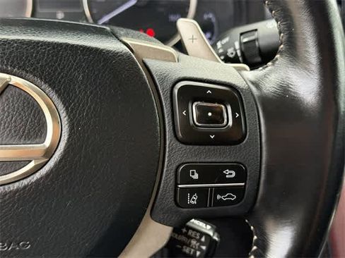 Used 2018 Lexus IS 300 image 39
