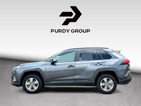 Used 2025 Toyota RAV4 XLE FWD image 5
